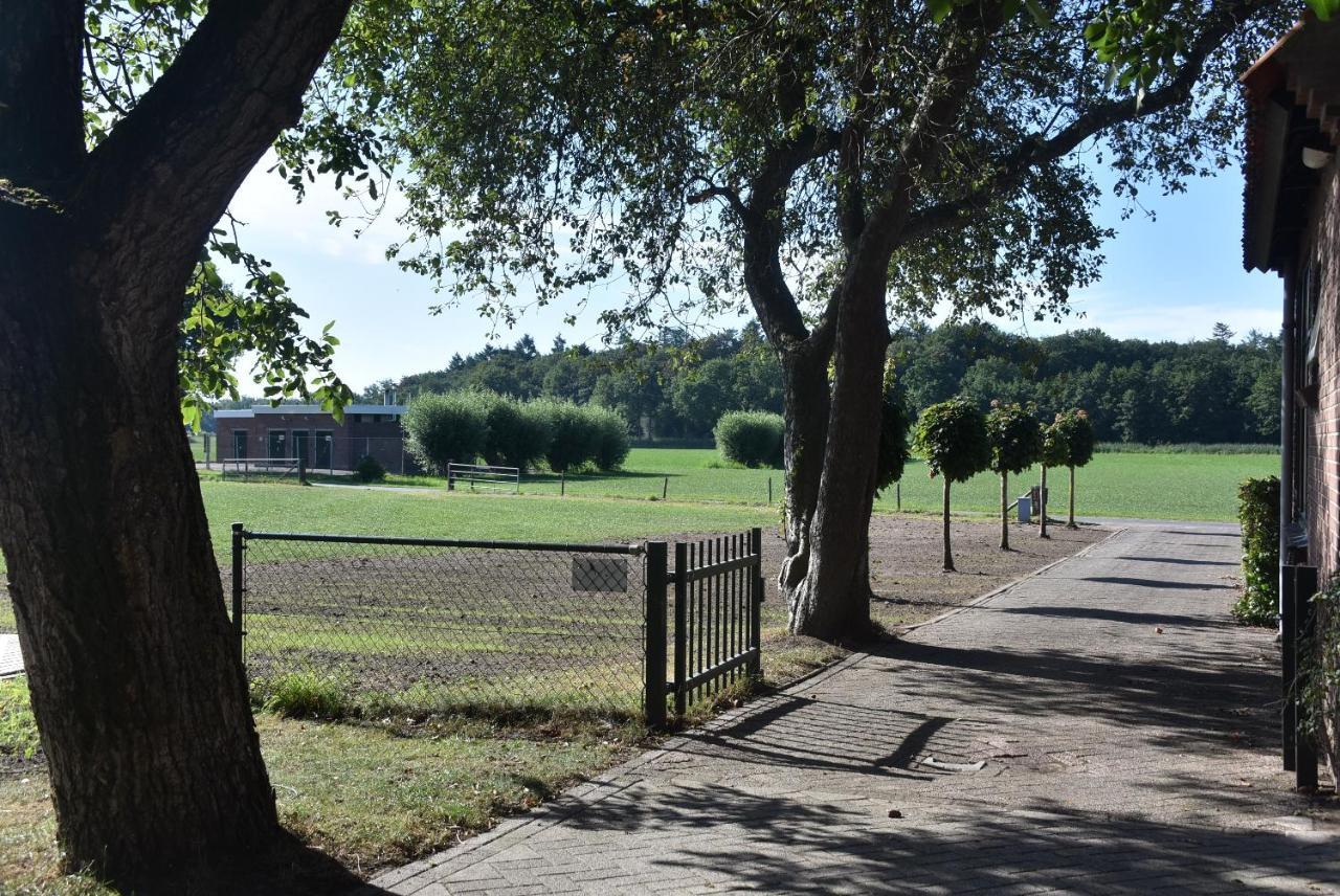 Beekhoeve Apartment Scherpenzeel  Bagian luar foto