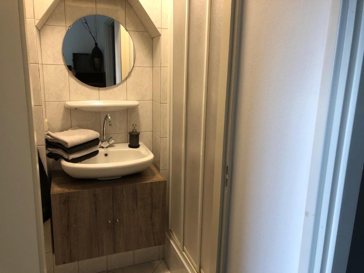 Beekhoeve Apartment Scherpenzeel  Bagian luar foto